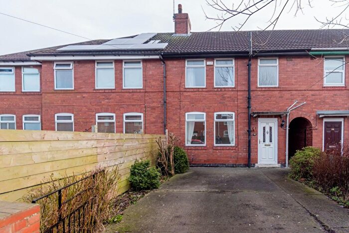 3 Bedroom Town House For Sale In Lucas Avenue, York, YO30