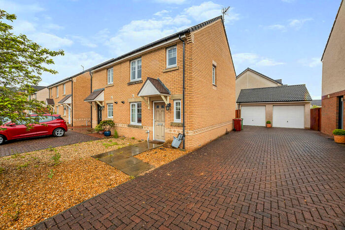 3 Bedroom Semi-Detached House To Rent In McDonald Crescent, Falkirk, Stirlingshire, FK2