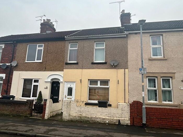 2 Bedroom Terraced House To Rent In Dean Street, Swindon, SN1