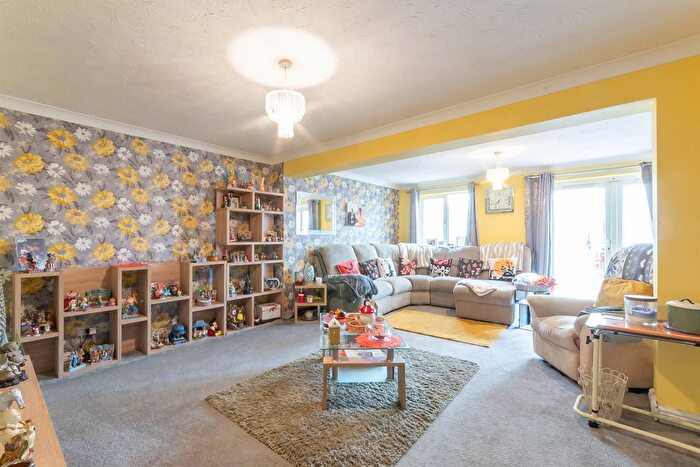 3 Bedroom Terraced House For Sale In St. Giles Close, Maldon, CM9