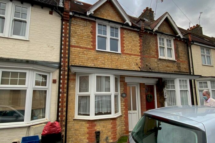 3 Bedroom Terraced House To Rent In Magdala Road, Broadstairs, Kent, CT10