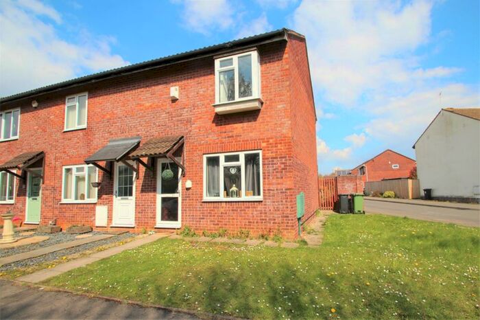 2 Bedroom Property To Rent In Bramley Court, BS30