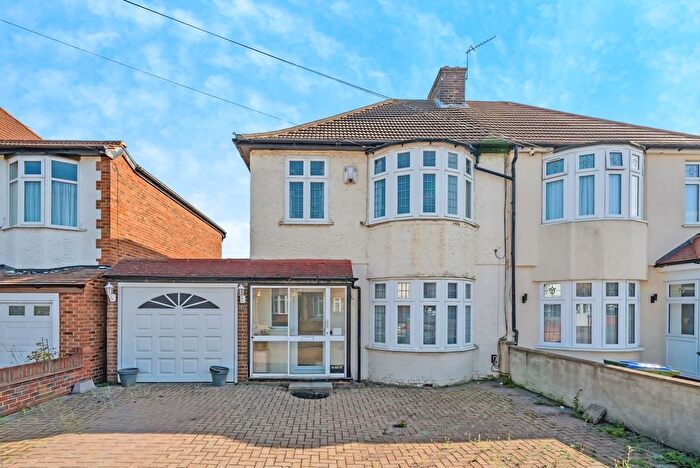 3 Bedroom Semi-Detached House To Rent In Faraday Road, Welling, DA16