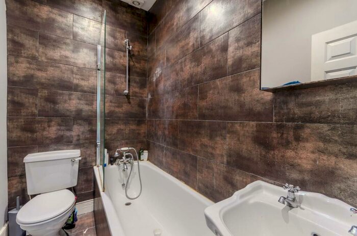 1 Bedroom Flat For Sale In Roman Way, Barnsbury, London, N7