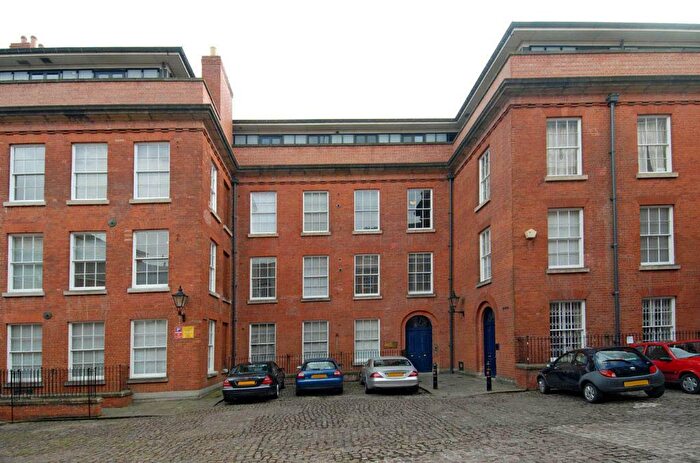 2 Bedroom Apartment To Rent In Kings Court, Commerce Square, The Lace Market, Nottingham, NG1