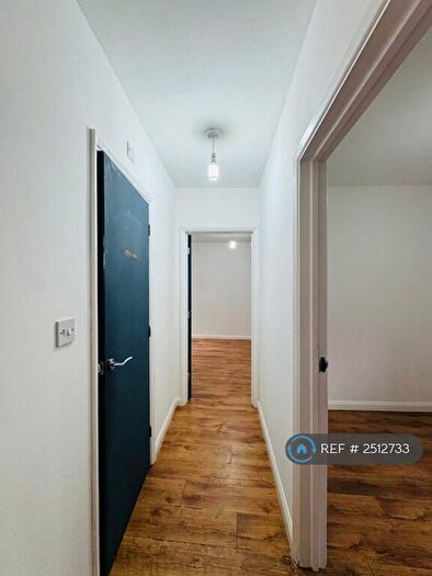 1 Bedroom Flat To Rent In Easton Street, High Wycombe, HP11