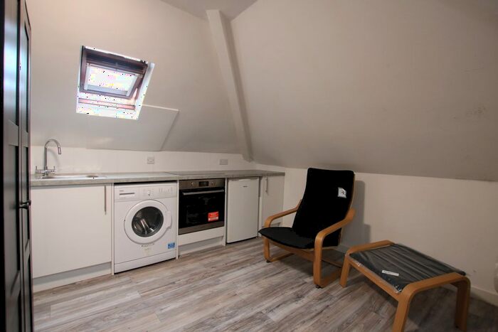 Studio To Rent In Anson Road, Cricklewood, London, NW2