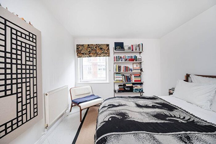 1 Bedroom Flat For Sale In Richmond Road, Hackney, London, E8