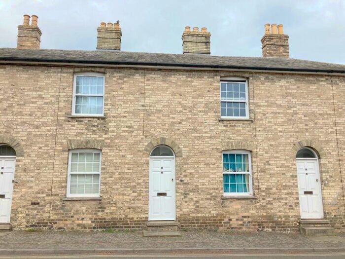 1 Bedroom Apartment To Rent In Sudbury, CO10