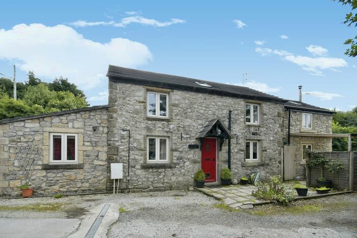 3 Bedroom Detached House For Sale In Smalldale, Buxton, SK17