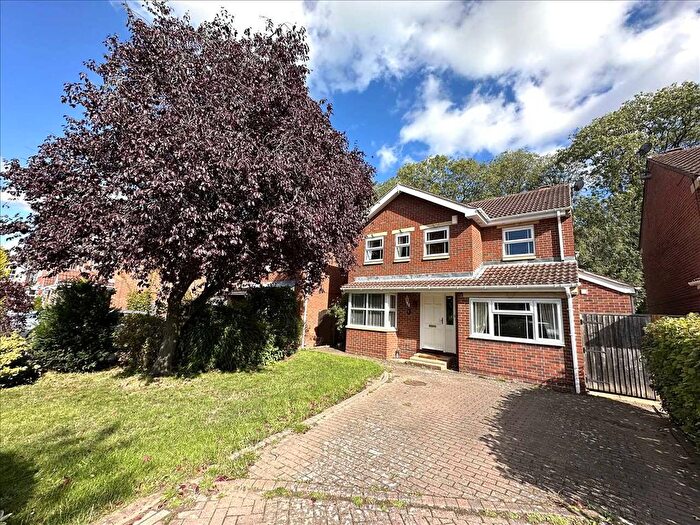 5 Bedroom Detached House For Sale In Pavilion Gardens, Scunthorpe, DN17
