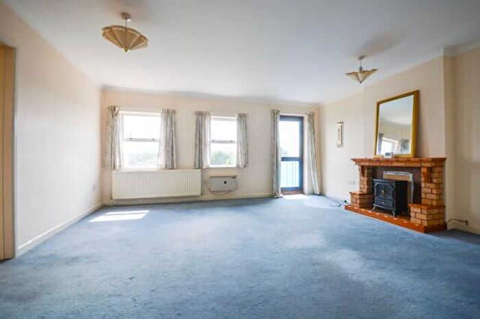 2 Bedroom Apartment To Rent In Worster Court, NR1