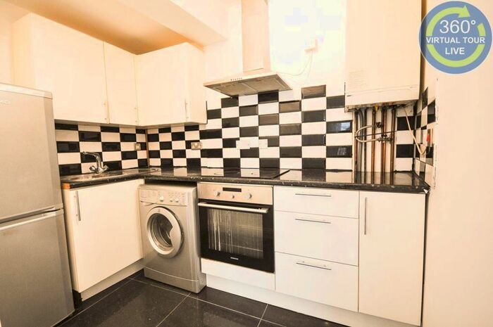 1 Bedroom Flat To Rent In Priory Street, Bedford, MK40