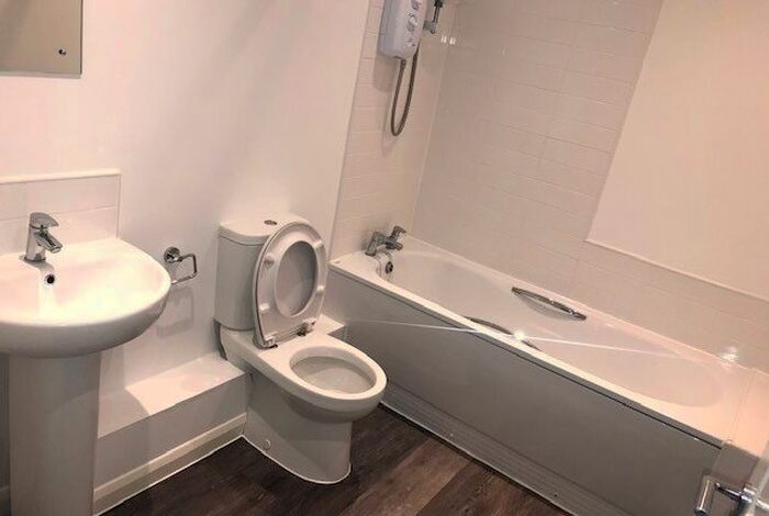 2 Bedroom Flat To Rent In Queen Elizabeth Court, Flint, CH6