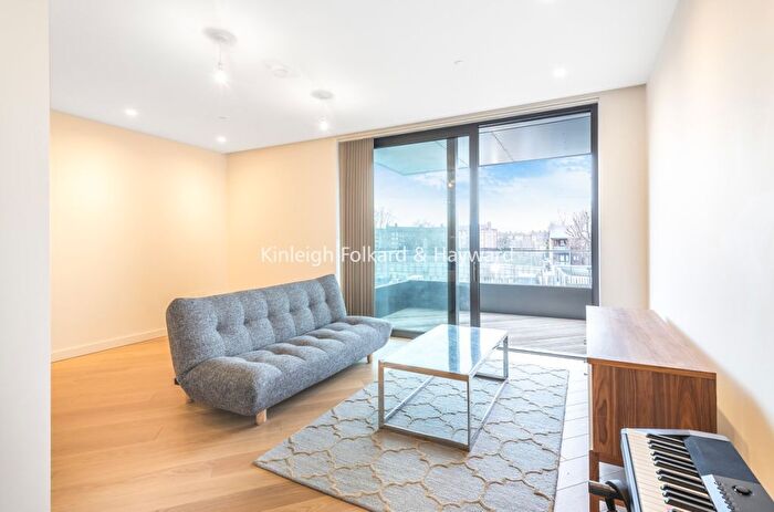 1 Bedroom Flat To Rent In Wood Crescent, London, W12