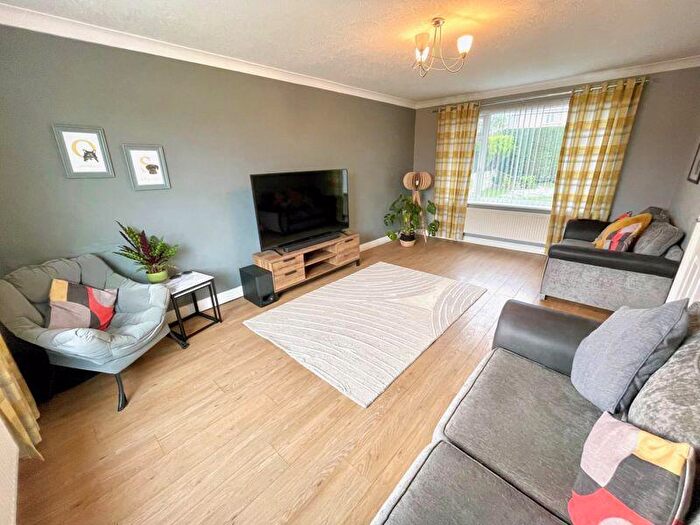 4 Bedroom Detached House For Sale In Main Road, Rhosrobin, LL11