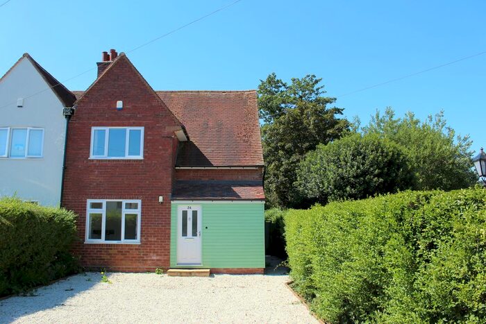 3 Bedroom Semi-Detached House To Rent In Rednal Hill Lane, Rednal, Birmingham, B45