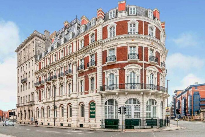 2 Bedroom Flat To Rent In South Western House, Southampton, Hampshire, SO14