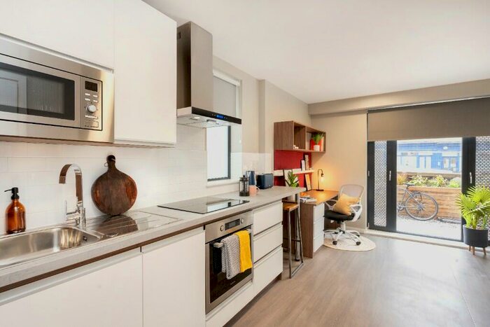 Studio To Rent In Zinc Works, Unity Street, Bristol, BS2