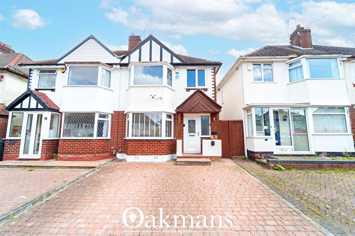 3 Bedroom Semi Detached House For Sale In Strathdene Road, Birmingham, West Midlands, B29