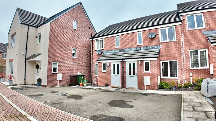 2 Bedroom Terraced House For Sale In Cae'r Hen Dy, Oakdale, NP12