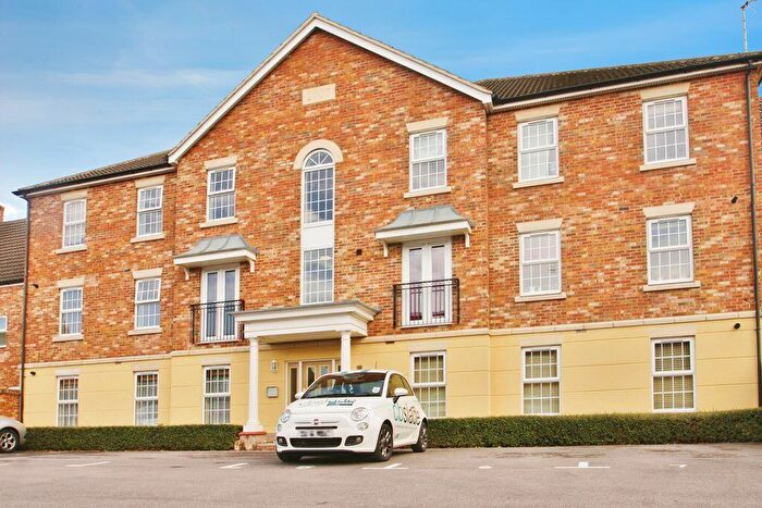 2 Bedroom Apartment To Rent In Sandbourne Road, Swindon, SN25