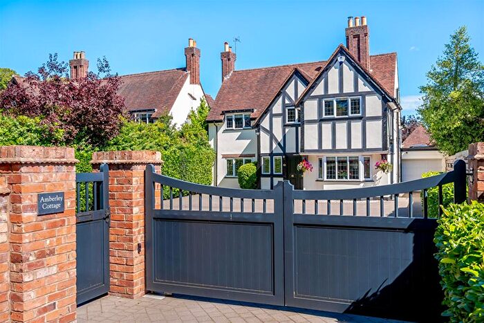 5 Bedroom Detached House For Sale In Streetly Lane, Sutton Coldfield, B74