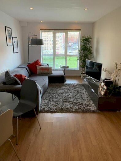 1 Bedroom Flat To Rent In Hive, Masshouse Plaza, Birmingham, B5