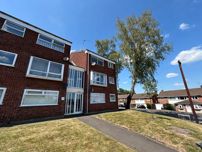 2 Bedroom Flat For Sale In Blaenwern Drive, Lyde Green, Halesowen, B63