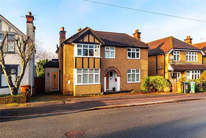 4 Bedroom Detached House For Sale In Lauderdale Road, Hunton Bridge, Kings Langley, Hertfordshire, WD4