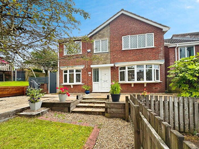 4 Bedroom Detached House For Sale In Brynau Wood, Neath, SA11