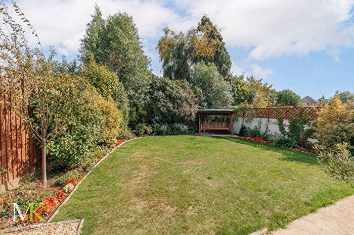5 Bedroom Detached House For Sale In Cheriton Avenue, Bournemouth, BH7