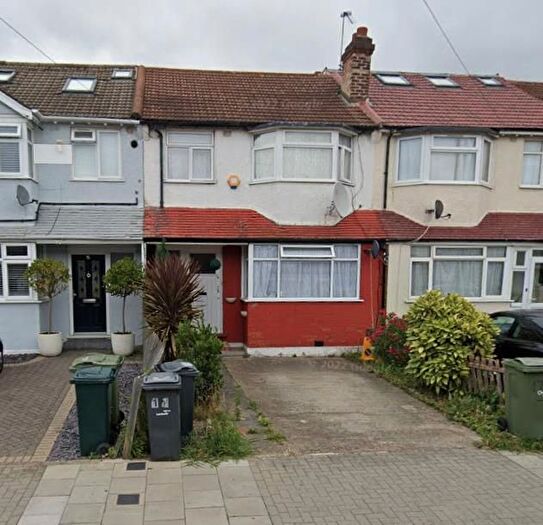 Studio To Rent In Grayscroft Road, London, SW16