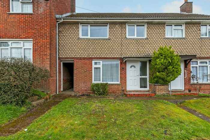3 Bedroom Terraced House To Rent In Furley Close, Winchester, SO23
