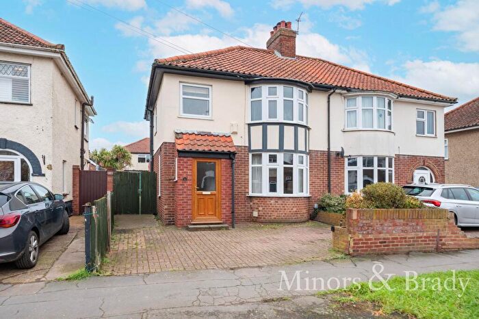 3 Bedroom Semi Detached House To Rent In Stratford Drive, Norwich, NR1