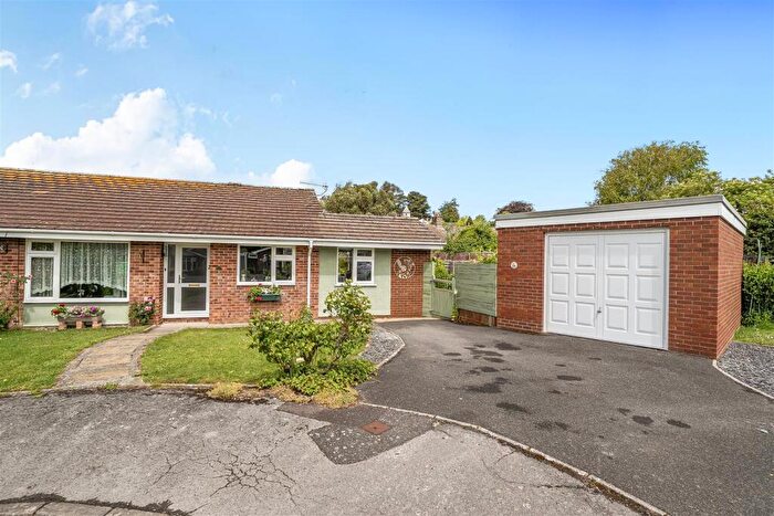 2 Bedroom Detached House For Sale In Fox Close, Bridport, DT6