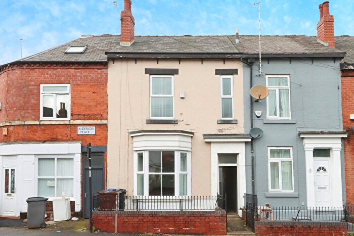 3 Bedroom End Of Terrace House For Sale In Alderson Place, Sheffield, South Yorkshire, S2