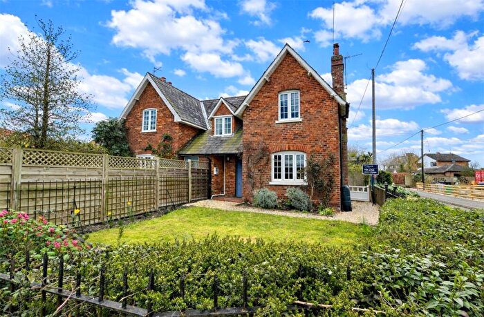3 Bedroom Semi-Detached House For Sale In West Road, Pointon, Sleaford, NG34