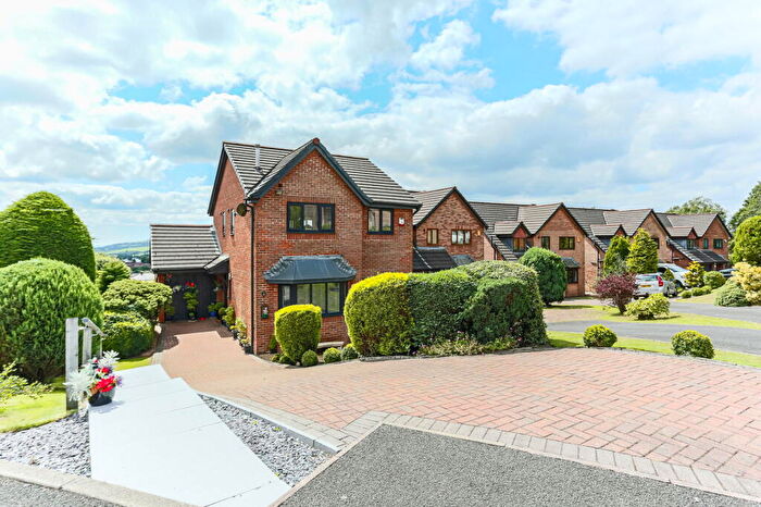 4 Bedroom Detached House For Sale In Kirkhill Avenue, Haslingden, Rossendale, BB4