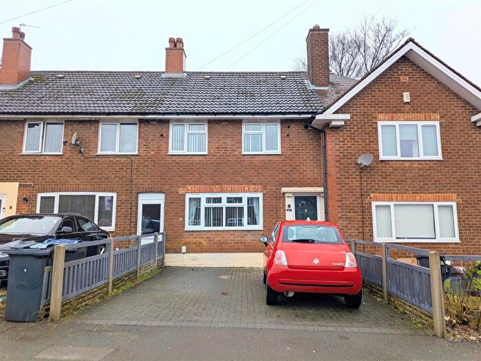 3 Bedroom Terraced House For Sale In Plowden Road, Birmingham, B33