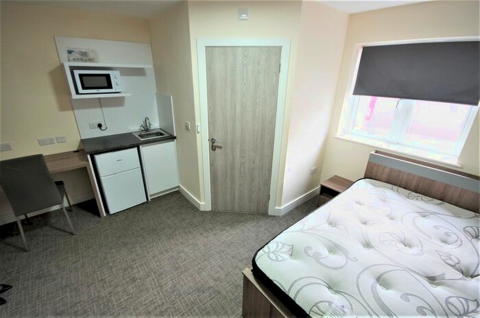 Studio To Rent In Clay Lane, Coventry, CV2