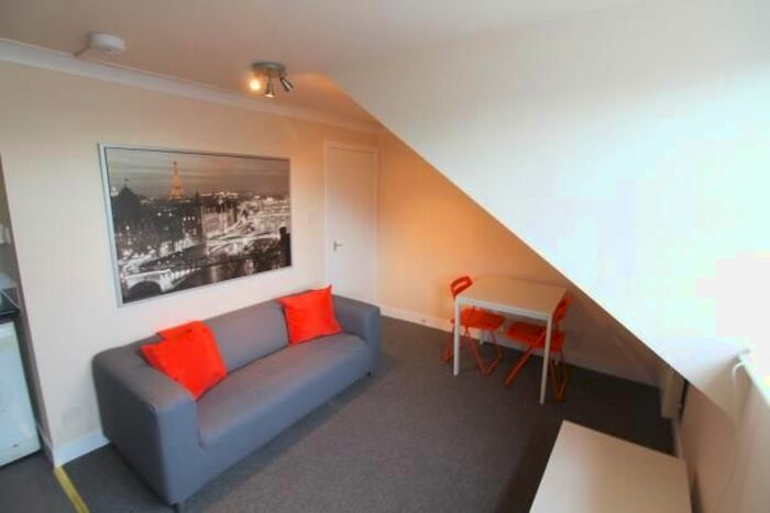 1 Bedroom Flat To Rent In Union Street, Flat, AB11