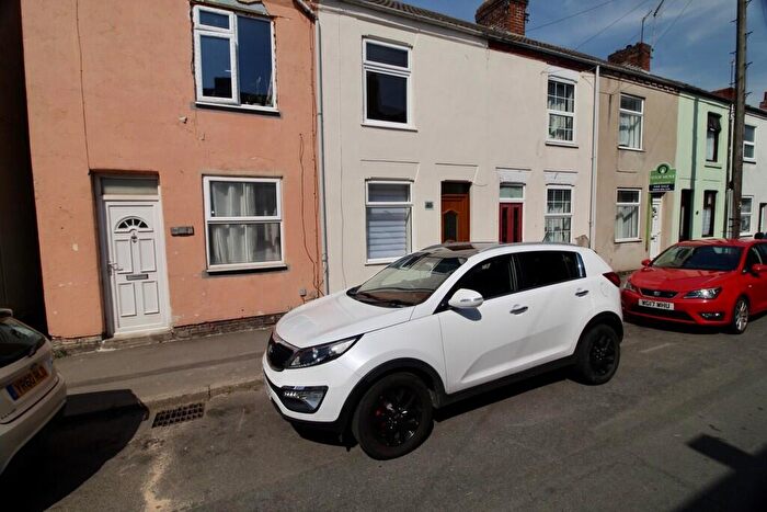 3 Bedroom Terraced House To Rent In Berrisford Street, Coalville, LE67