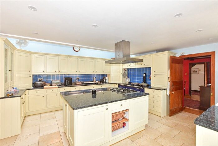 6 Bedroom Detached House For Sale In Gillridge Lane, Crowborough, East Sussex, TN6