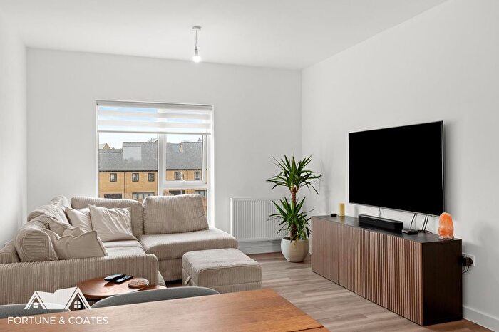 2 Bedroom Flat For Sale In Dealings Road, Newhall, Harlow, CM17