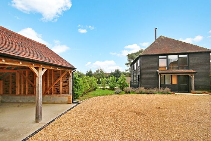 4 Bedroom Barn Conversion For Sale In Tylers Lane, Horney Common, Uckfield, TN22