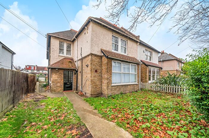 1 Bedroom Flat For Sale In Mitcham Park, Mitcham, CR4