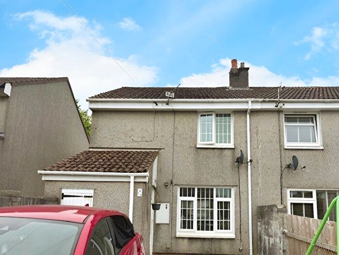2 Bedroom Semi-Detached House To Rent In Pen Y Mead, Pontllanfraith, Blackwood, NP12