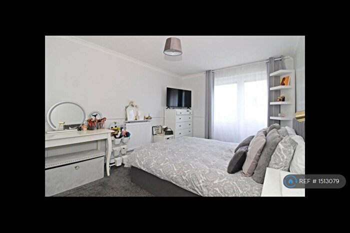 1 Bedroom Flat To Rent In Park Road, Beckenham, BR3