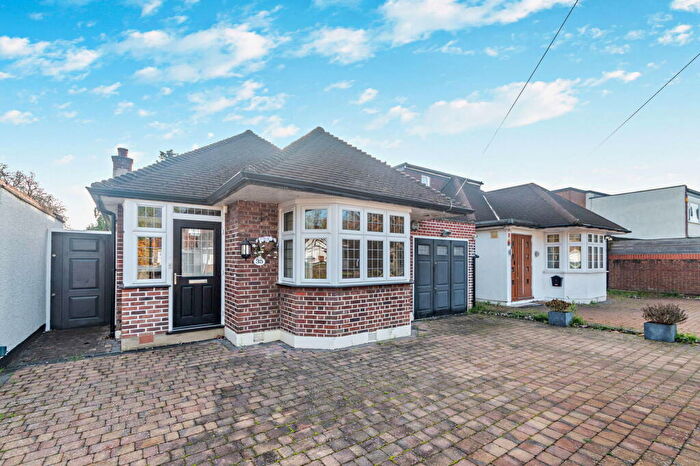 2 Bedroom Detached Bungalow For Sale In Farm Avenue, North Harrow, Harrow, HA2